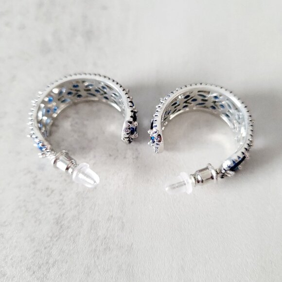 Beautiful C Shaped Hoop Earrings Jewelry w/Embellished Blue Crystals - Picture 3 of 3